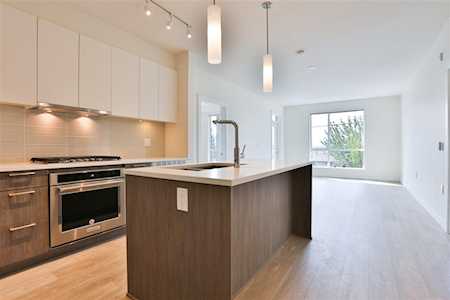 615 E 3rd Street #101 North Vancouver, BC V7L 1G6