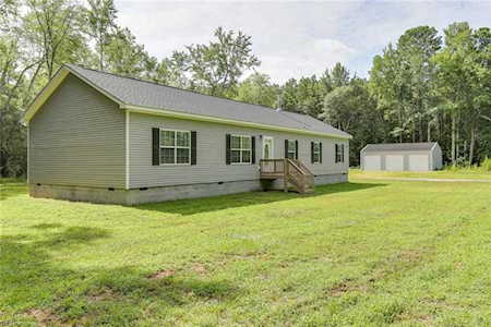 6237 Belroi Rd Gloucester, VA 23061