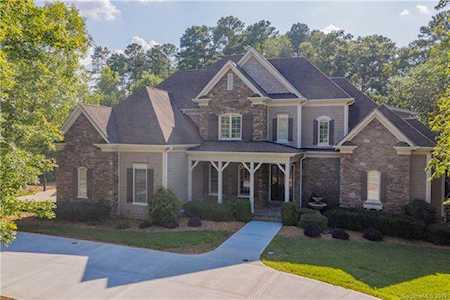 2072 Kings Manor Dr Weddington, NC 28104