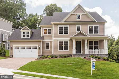 4339 26th St N Arlington, VA 22207