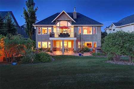 19 Summit Pointe Drive Heritage Pointe, AB T1S 4H2