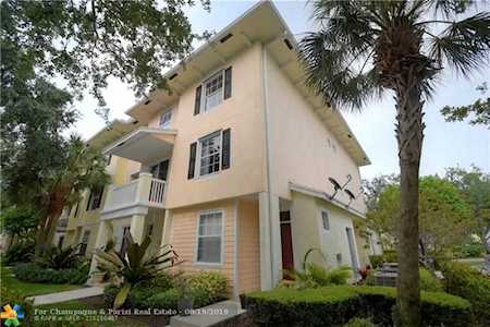175 Galicia Way #211 Jupiter, FL 33458