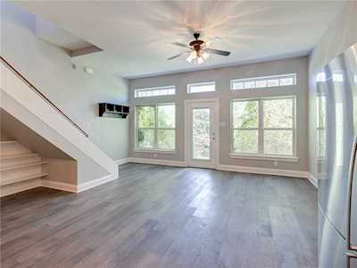 1821 S Ervay Street Dallas, TX 75215