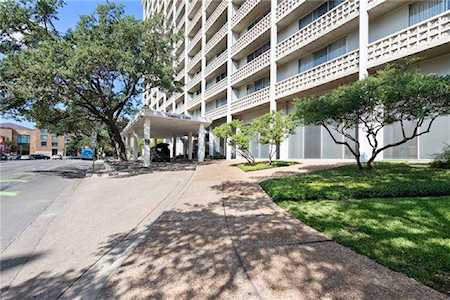 1801 Lavaca St #3G Austin, TX 78701