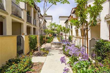 16889 Airport Circle #105 Huntington Beach, CA 92649