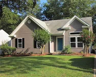 11612 Red Hickory Ln Charlotte, NC 28273