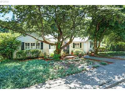 555 Atwater Rd Lake Oswego, OR 97034