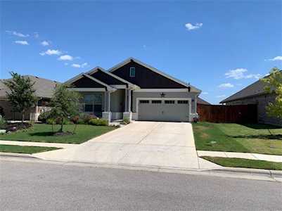 704 Inspiration Dr Liberty Hill, TX 78642