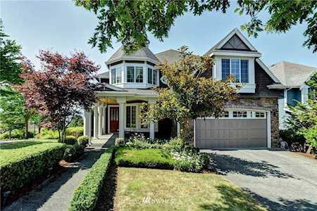 1585 25th Ave NE Issaquah, WA 98029