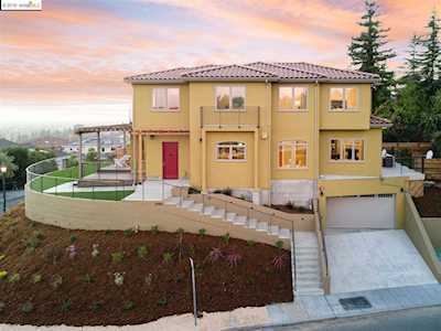 5980 Contra Costa Road Oakland, CA 94618