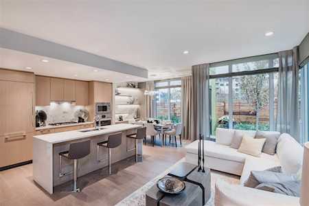 3483 Ross Drive #4 Vancouver, BC V0V 0V0
