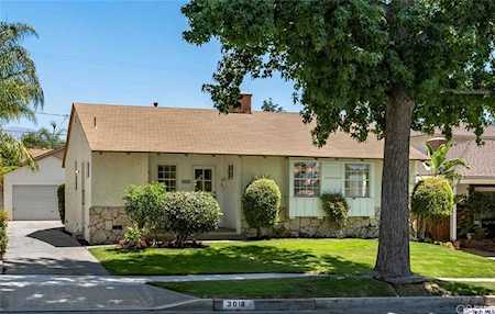 3018 N Naomi Street Burbank, CA 91504