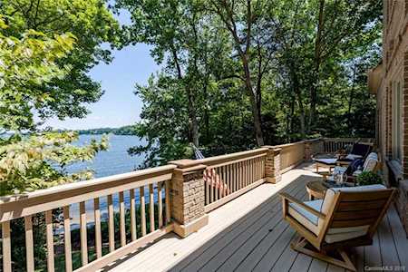 232 Pinnacle Shores Dr Mooresville, NC 28117