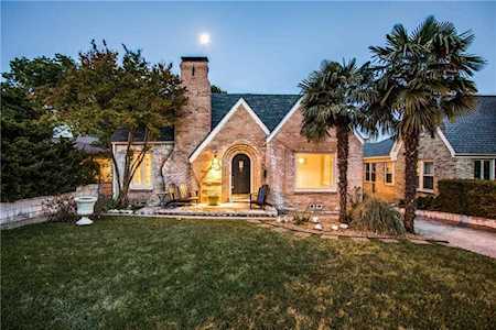 6902 Vivian Avenue Dallas, TX 75223