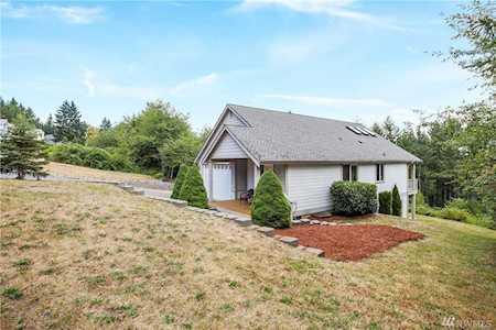321 E Rainier Ct Allyn, WA 98524