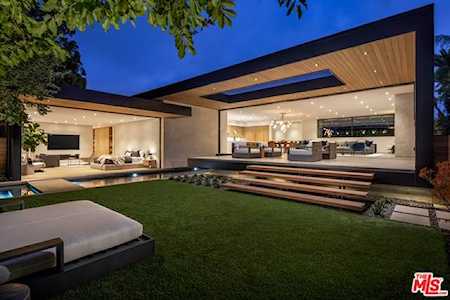 1806 Marapata Drive Corona Del Mar, CA 92625