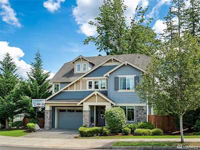 27213 SE 18th Place Sammamish, WA 98075