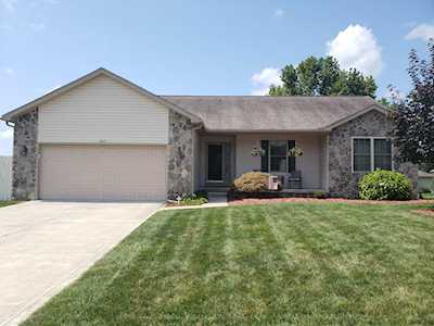 1643 Carolina Drive Newark, OH 43055