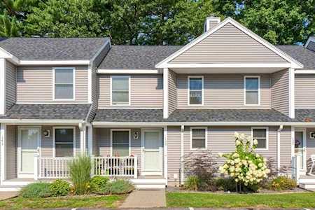 139 Bayberry Hill Ln #139 Leominster, MA 01453
