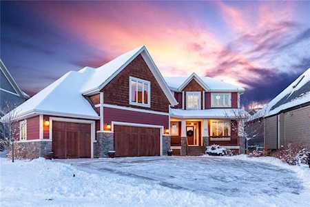222 Fortress Bay SW Calgary, AB T3H 4H2