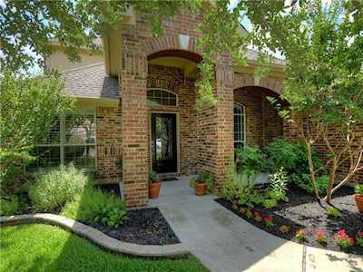 529 Victoria Dr Cedar Park, TX 78613
