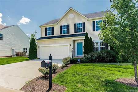 11600 Great Willow Dr Moseley, VA 23120