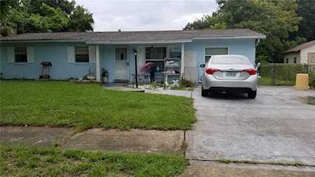 132 Dahlia Court Altamonte Springs, FL 32714