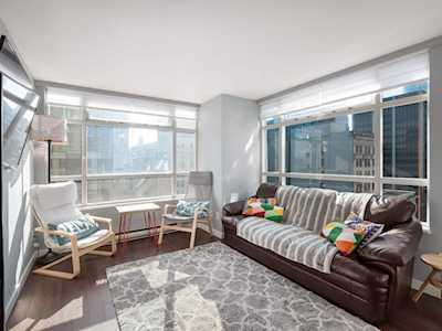 438 Seymour Street #1102 Vancouver, BC V6B 6H4