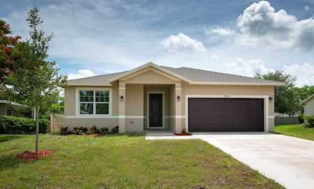 1811 SE Aires Lane Port Saint Lucie, FL 34984