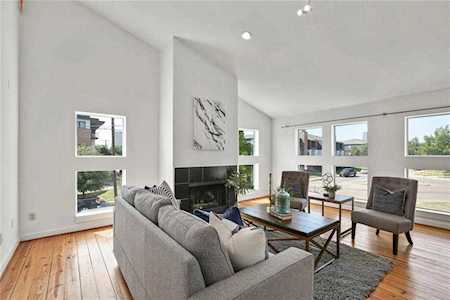 4301 Cabell Dallas, TX 75204