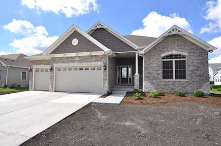 501 Marty Ln Oswego, IL 60543
