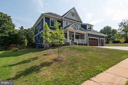6719 Van Fleet Dr Mclean, VA 22101