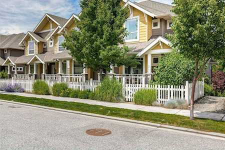 350 Hillside Avenue Kelowna, BC V1W5H1