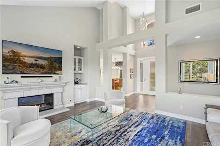 32 Pienza Laguna Niguel, CA 92677