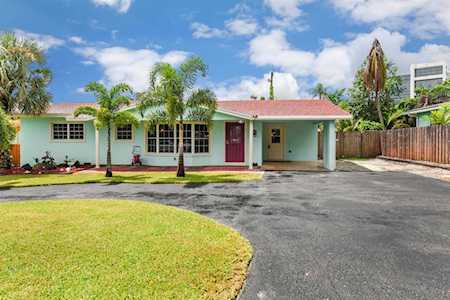 146 SW 25Th Avenue Boynton Beach, FL 33435