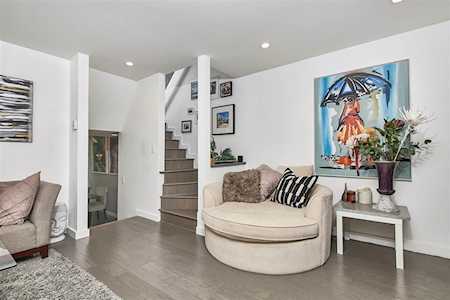 877 W 7th Avenue #21 Vancouver, BC V5Z 1C2