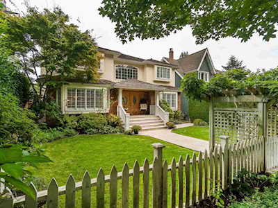 3851 W 31st Avenue Vancouver, BC V6S 1Y2