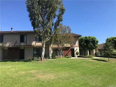 2855 N Cottonwood Street #10 Orange, CA 92865