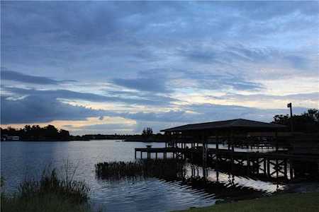 5805 Shelburn Court Orlando, FL 32839