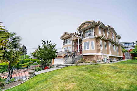 5389 Ewart Street Burnaby, BC V5J 2W5