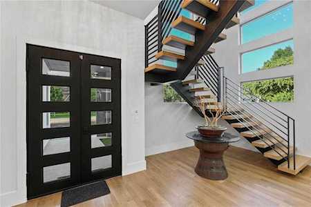 4528 W Amherst Avenue Dallas, TX 75209