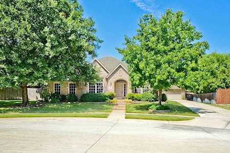 501 Briarwood Court Trophy Club, TX 76262