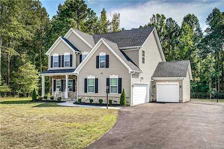 8301 Fedora Dr Chesterfield, VA 23838