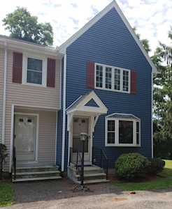 51 Fox Meadow Rd #H Leominster, MA 01453