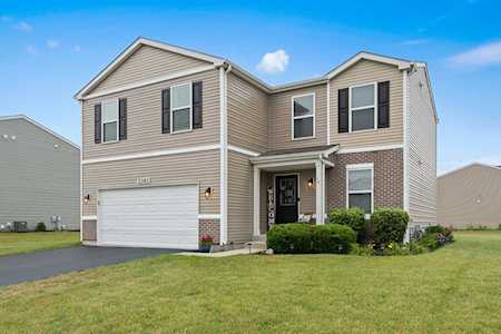 2393 Titus Dr Yorkville, IL 60560