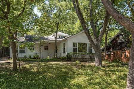 1233 Woodlawn Avenue Dallas, TX 75208