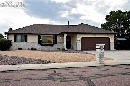 2110 Heatherdale Drive Colorado Springs, CO 80915