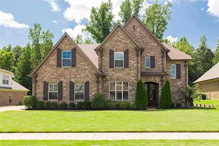 12149 Brooks Village Dr Arlington, TN 38002