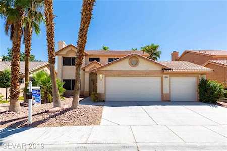 2500 Goldenmoon St Las Vegas, NV 89108