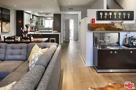 108 S Croft Avenue #102 Los Angeles, CA 90048